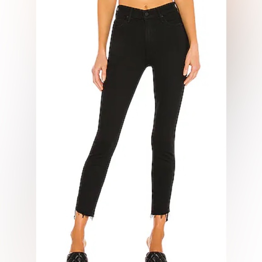 Mother The Stunner Zip Ankle Step Fray Skinny Jeans in Not Guilty (Black)